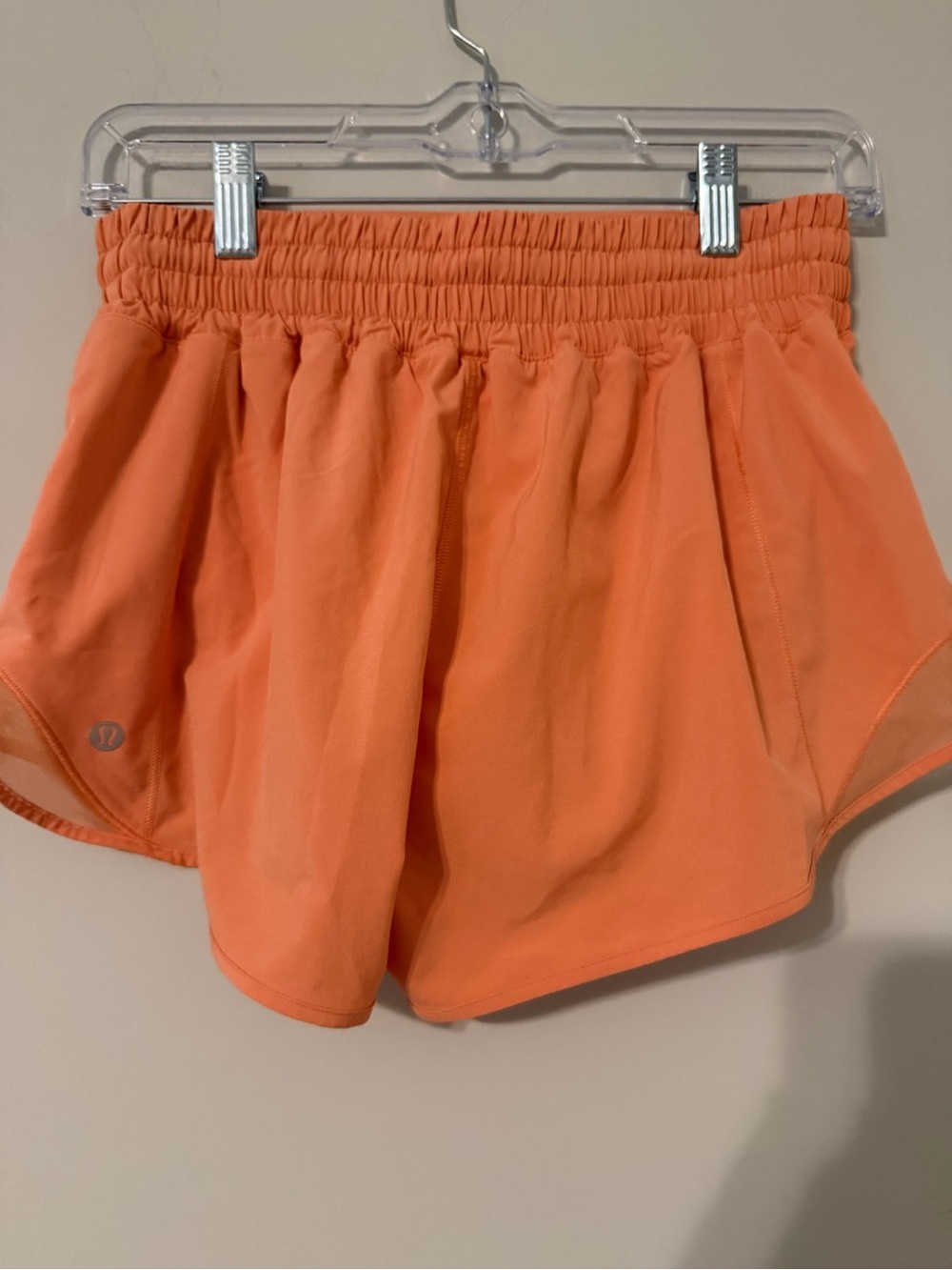lululemon High Rise 2.5 inseam Hottiw Hot athletics Women's Peach Running Short